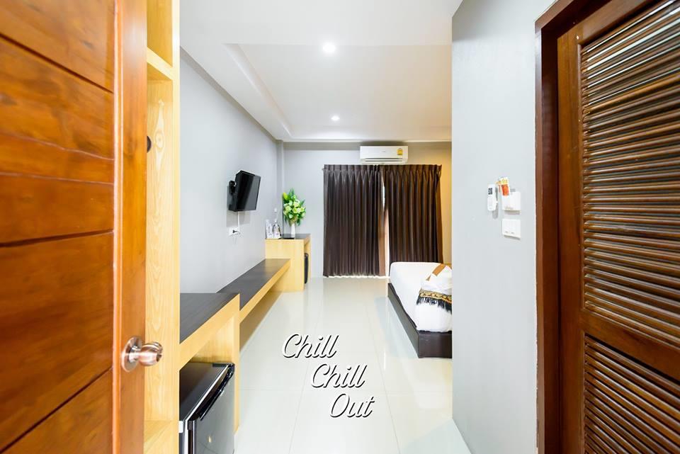 Hobby Hotel Уттарадит Экстерьер фото
